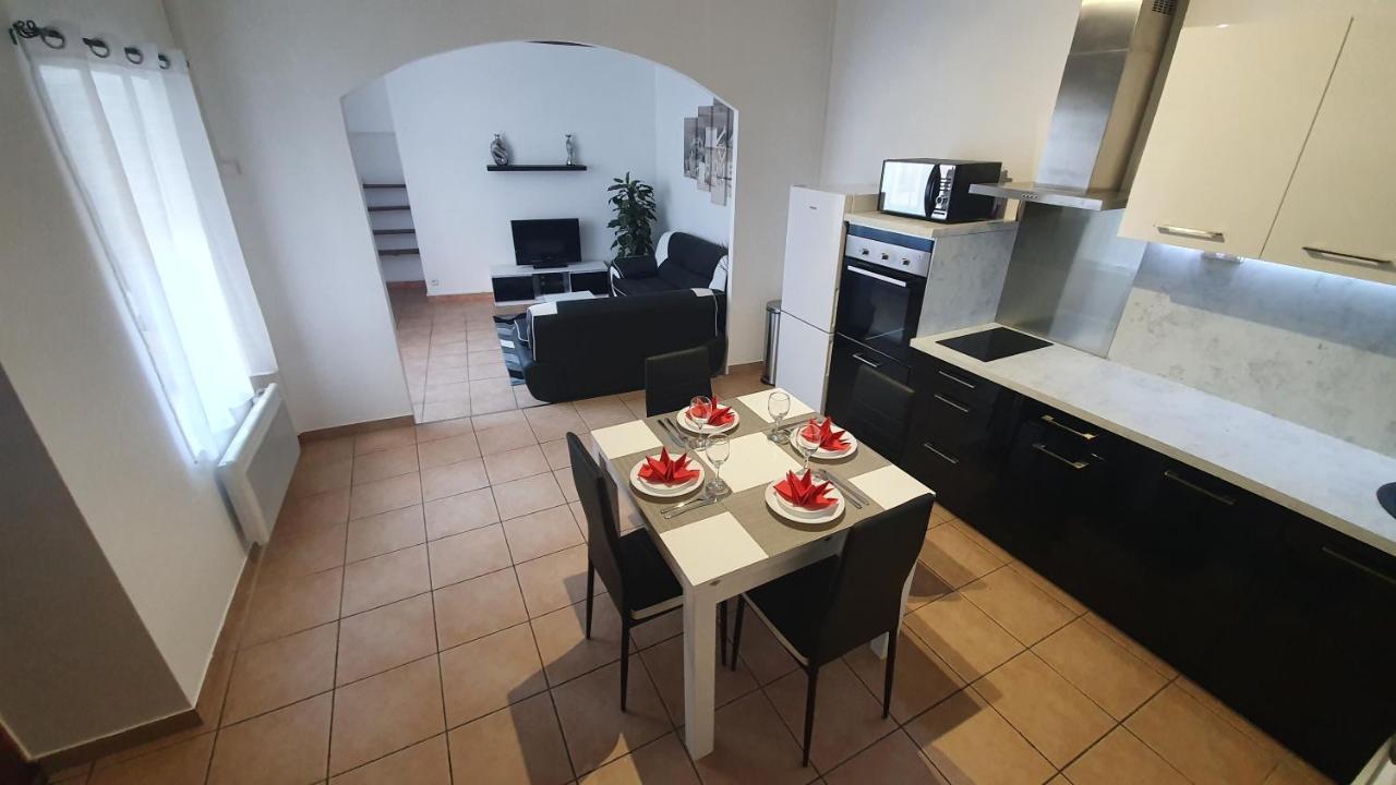 La Caverne De La Rose D'Or Apartment Оранж Екстериор снимка